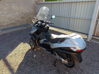 Piaggio mp3 250 LT CZ doklady v ceně - 3