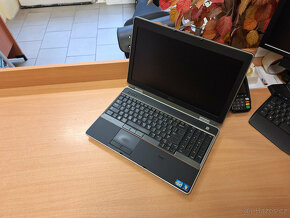 Dell Latitude E6520 - i3 4x2.10GHz, 8GB RAM, 1TB HDD - 3