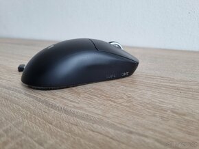 Logitech PRO X Superlight - bezdrátová myš - 3