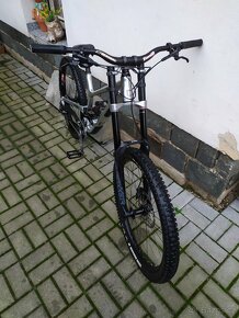 Commencal Furious 2021 vel. M - 3