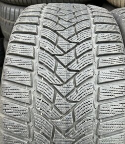 245/40 R19 98V XL zimní pneumatiky Dunlop (3919) - 3