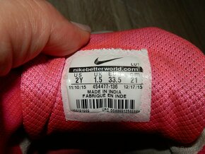 Dívčí boty Nike vel.33,5 (stélka 21cm) - 3