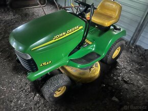 Johndeere zahradní traktůrek,traktor 17900,- - 3