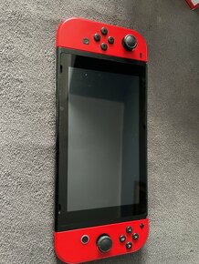 Nintendo Switch Mario Edition a spoustu her - 3