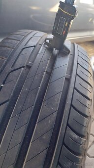 Prodám 2 x letní pneu Bridgestone 215/50/18 - 3