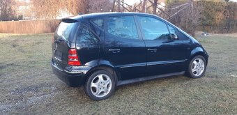 MERCEDES-BENZ A 160  1.6 elegance  rok 2005  garážováno - 3