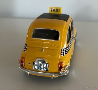 Fiat Nuova 500 Taxi 1:24 - Welly - 3