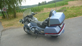 Honda GL 1500 Gold Wing - 3