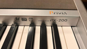 Digitální piano Casio Privia PX-200 - 3