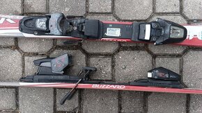 lyže Blizzard RKX 140 včetně vázáni. Délka 138cm. Rez na hr - 3