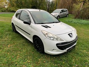 Peugeot 206+ rok 2011 nová STK 10/2026  perfektní stav - 3