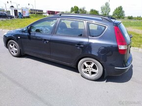 Hyundai i30 1.6CRDi kombi - 3