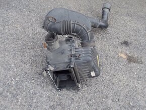 Filtr box, sání Hyundai I30 1.4 80kw model 2007-2012 - 3