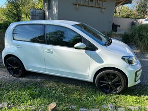 Volkswagen Up 1,0MPi,48kw,model 2021 - 3