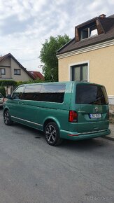 VW Multivan 6.1 v záruce - 3