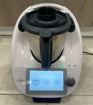 Kuchyňský robot Thermomix TM6 s příslušenstvím - 3