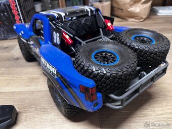 Traxxas Unlimited Desert Racer 1:8 TQi RTR s LED + 2x lipo - 3