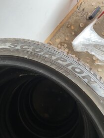 Zimní pneu Pirelli Scorpion Winter 315/30 R22 - 3
