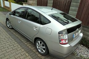 Prius II. 139t.km NAVI Webasto nové Pneu ZIMNÍ, Výfuky i STK - 3