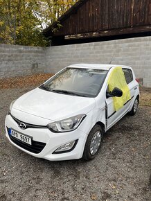 Hyundai i 2o - 3