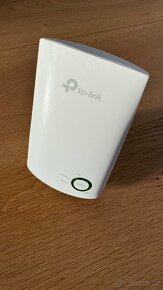 TP-Link Wi-Fi extender - 3