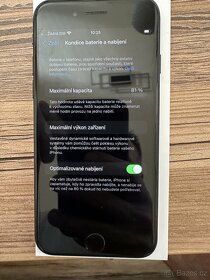 iPhone SE black 64GB - celkem 2 kusy - 3