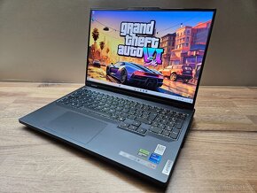 16" 2,5K_LENOVO LEGION PRO 5_i7-14650HX_32GB_RTX 4060 8GB - 3