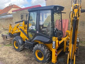 Prodám - Vyměním Traktor bagr JCB 2CX - 3