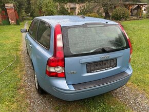 VOLVO V50 2.0D 100kw r.11/2004 208000km,klima,esp,bez koroze - 3