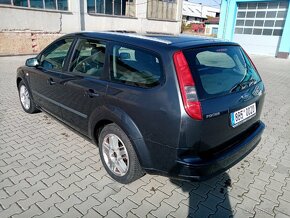 Ford Focus combi 1,6tdci 66kW stk do 6/2026 - 3