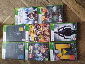 Kompletní Xbox 360, ovladače, hry - 3