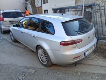 Alfa Romeo 159 - 3