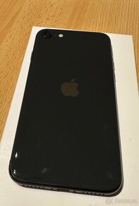 iPhone SE 2020 black 128GB 100% - 3