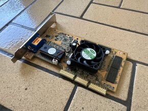 RETRO HW / Nvidia Riva TNT2 PRO / 32MB / AGP - 3