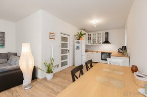 Prodej bytu 4+kk - 95 m² - ulice Cukrovarská - 3