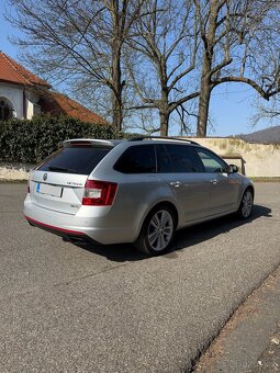 Škod Octavia 3 III VRS 2.0 TDI 135kw combi - 3