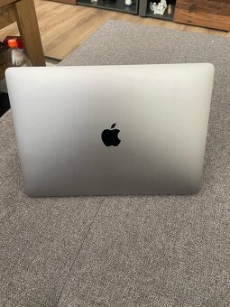 Prodám Apple Macbook Pro 2020 13  touchbar 16/512Gb - 3