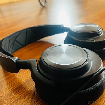 Steelseries arctis nova pro - 3