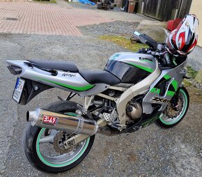 Kawasaki Ninja 636 - 3