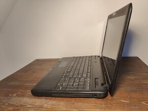 TOSHIBA Satellite C660D-1FV - 3