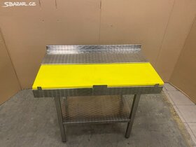 Nerezový stůl s polyetylénovou deskou 100x60x90cm - 3