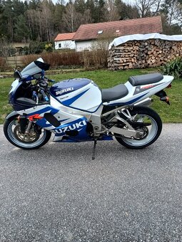 Suzuki GSX-R 750k1 - 3