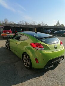 Hyundai Veloster - 3