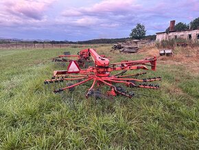 Kuhn GA7822 Nahrabovač - 3