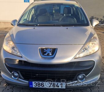 Krásný Peugeot 207 - 3