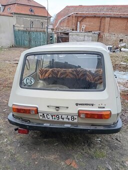 Nabízím Wartburg combi 353 + jeden  k tomu - 3