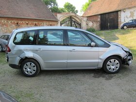 Ford Galaxy 2.0 TDCi Business - 74.642 km, navi - 3