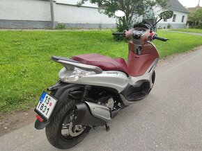 PIaggio Beverly 350 ABS - 3