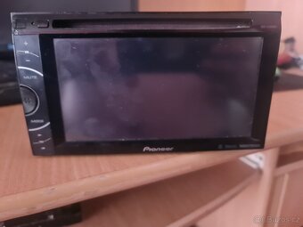 Auto radio - 3