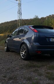 Ford Focus MK2 - 3